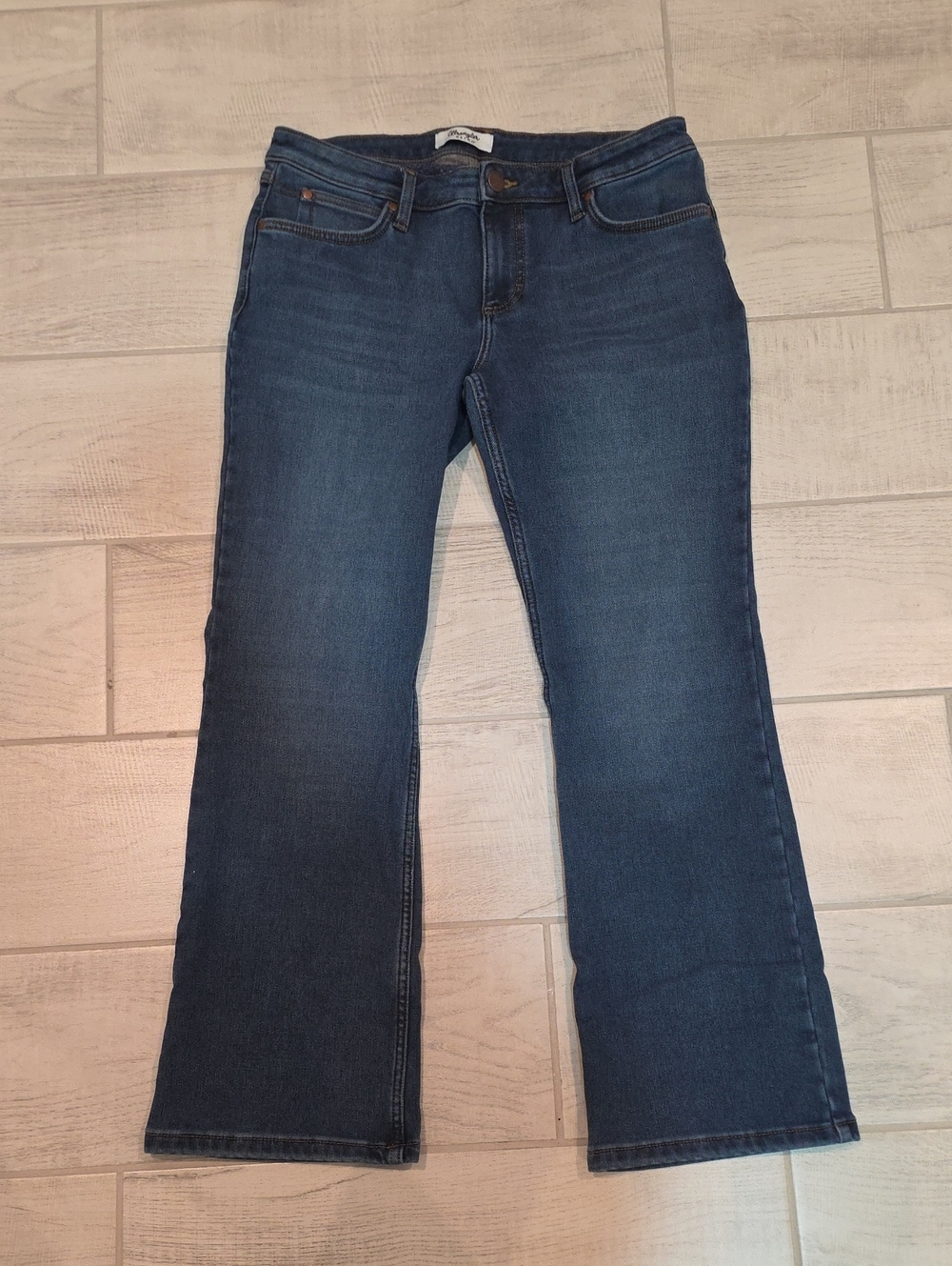Wrangler Retro Mid Rise Boot Lined Women's Size 30x30 Stretch